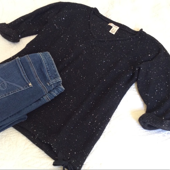 DKNY Jeans Sweater - Picture 4 of 6